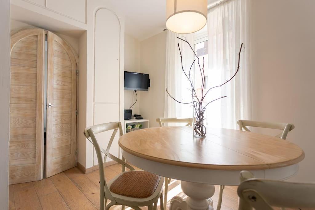 Apartment Myrentalinn - - Trastevere Arch *